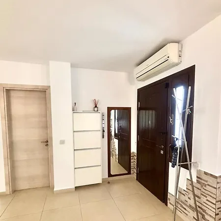 After B00klng Must Scаn Qr-c0dе --beautiful House Near Venus Holiday home *
