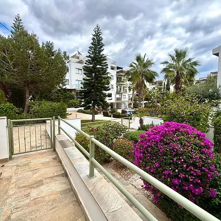 After B00klng Must Scаn Qr-c0dе --beautiful House Near Venus *