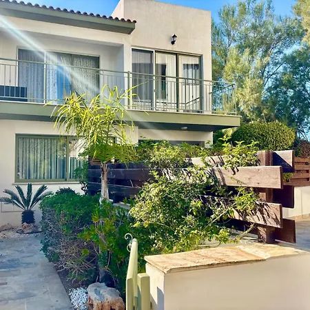 Holiday home After B00klng Must Scаn Qr-c0dе --beautiful House Near Venus